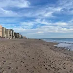 Molineros Victoria Beach